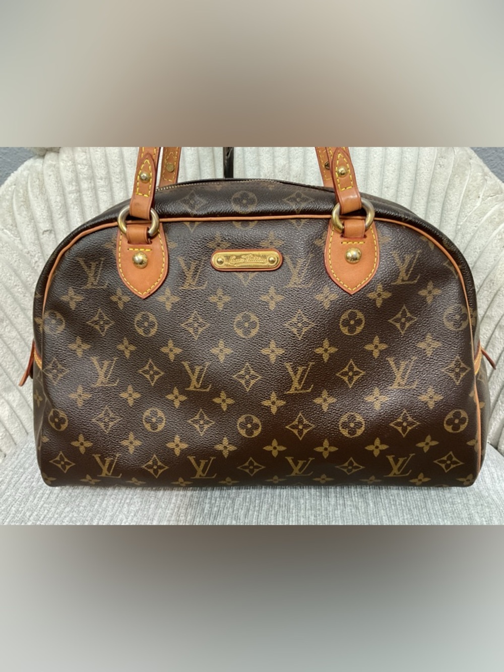 Louis Vuitton Bags - Picture 2 of 14